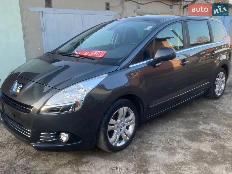 Peugeot 5008