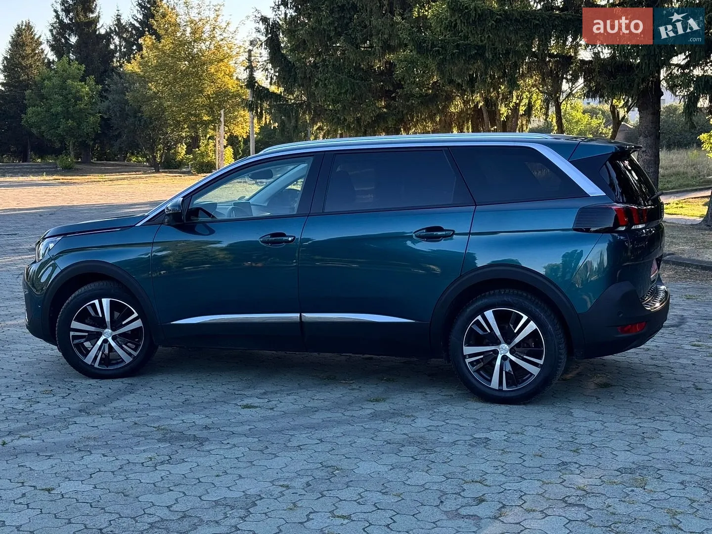 2019 Peugeot 5008 - мініатюра 12