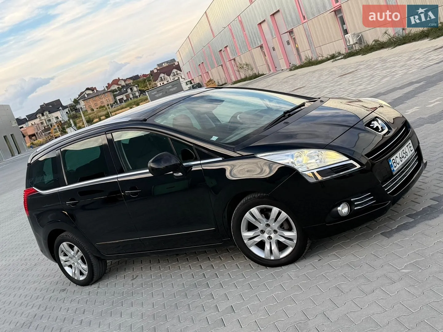 2010 Peugeot 5008 - мініатюра 13