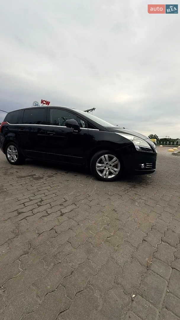 2010 Peugeot 5008 - мініатюра 13