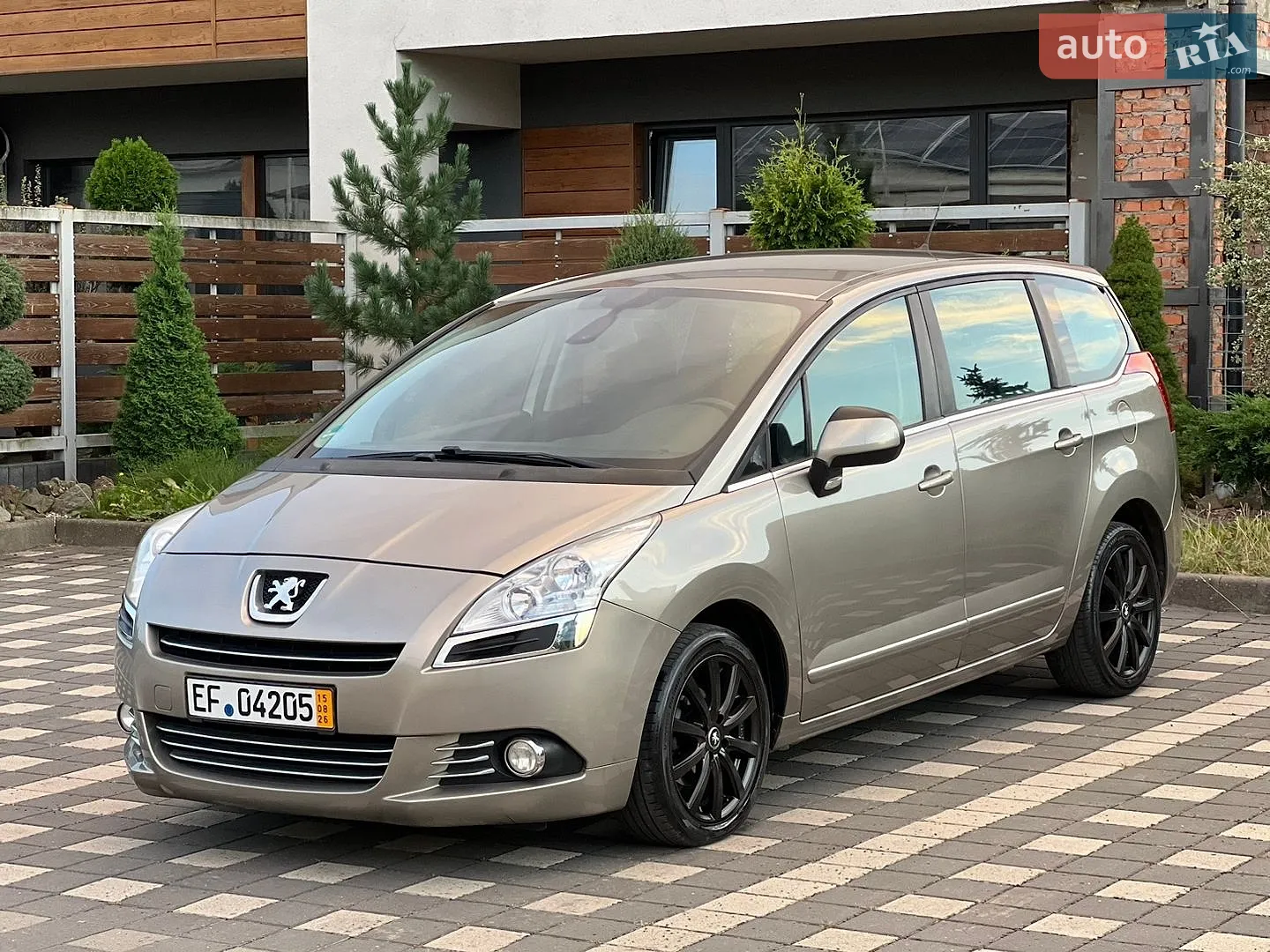 2012 Peugeot 5008 - мініатюра 3
