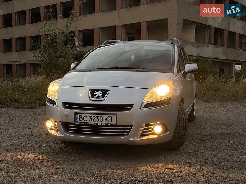 Peugeot 5008