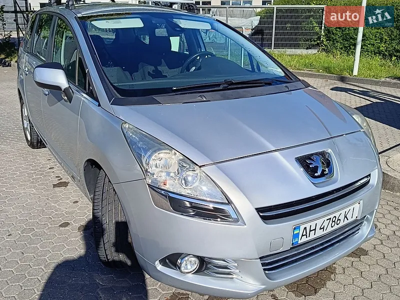 Peugeot 5008
