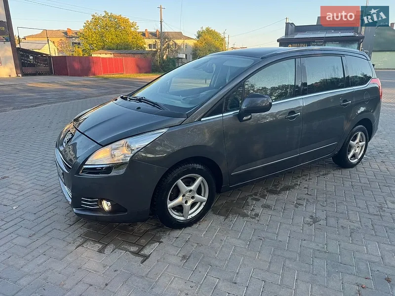 Peugeot 5008 2010