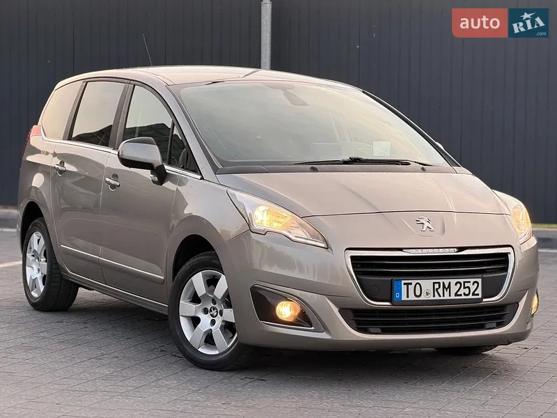 Peugeot 5008 2015