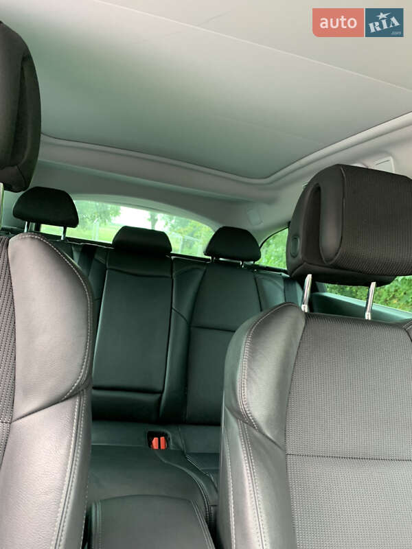 Универсал Peugeot 508 2015 в Комарному