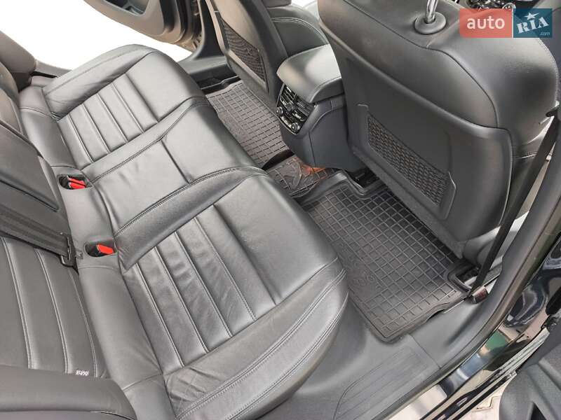 Седан Peugeot 508 2012 в Чернівцях