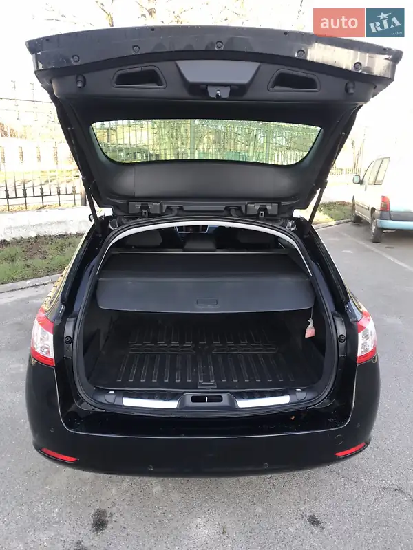 Peugeot 508 2011 VIN VF38E9HR8BL084144 фото оголошення 13 з 54