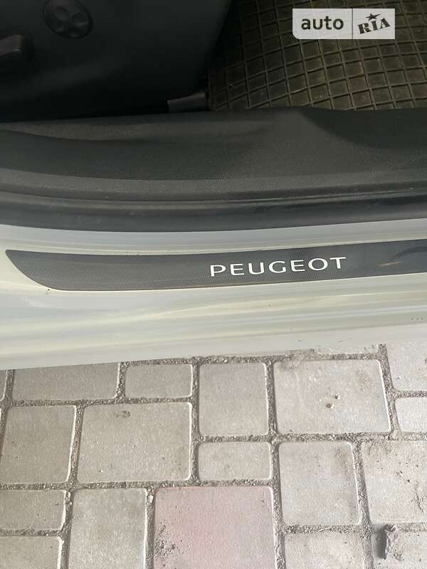 Peugeot 508 2012