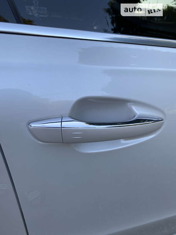 Седан Peugeot 508 2012 в Волочиске