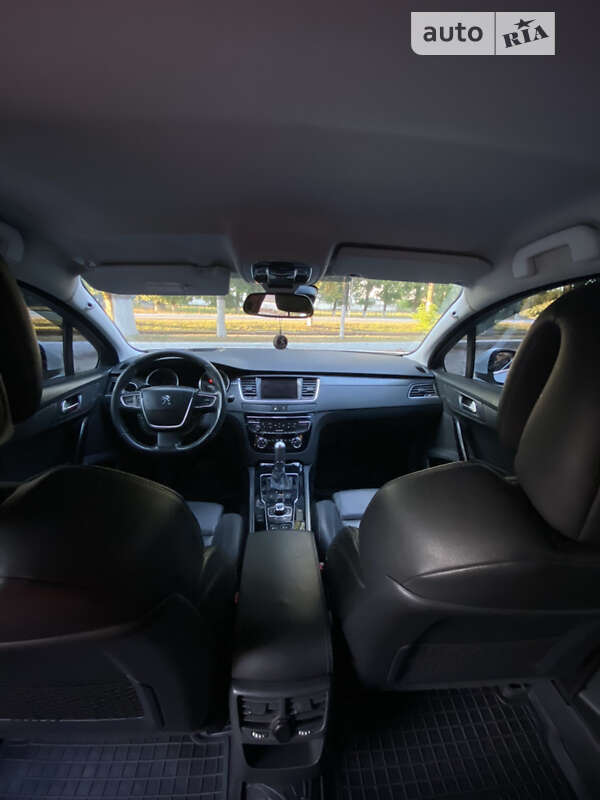 Седан Peugeot 508 2012 в Волочиске
