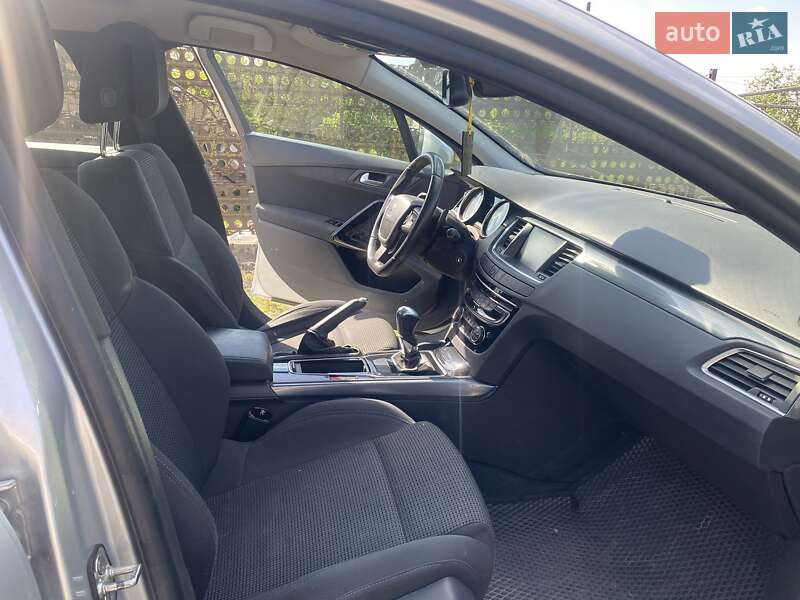 Седан Peugeot 508 2015 в Володимирі
