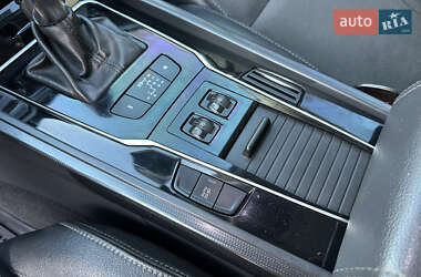Седан Peugeot 508 2016 в 