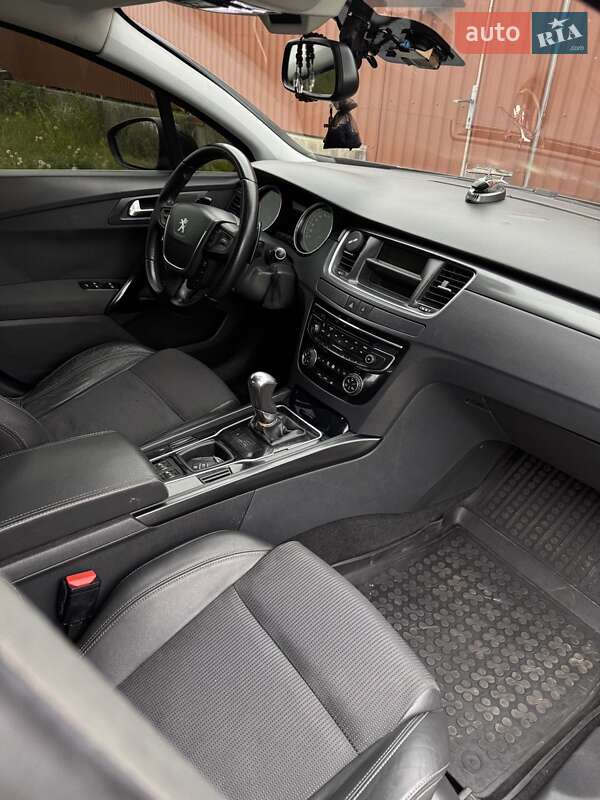 Універсал Peugeot 508 2011 в Новояворівську