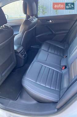 Седан Peugeot 508 2011 в 