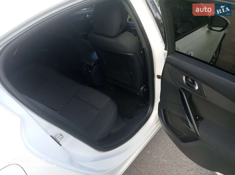 Седан Peugeot 508 2013 в Хмельницькому