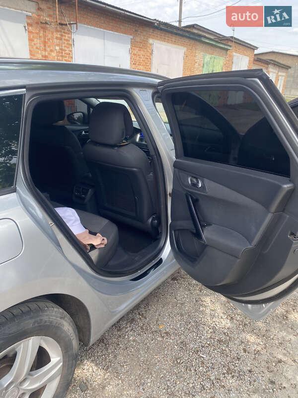 Универсал Peugeot 508 2011 в Гадяче