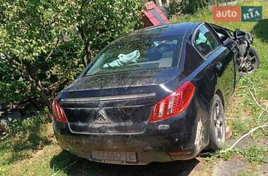 Седан Peugeot 508 2011 в Долині