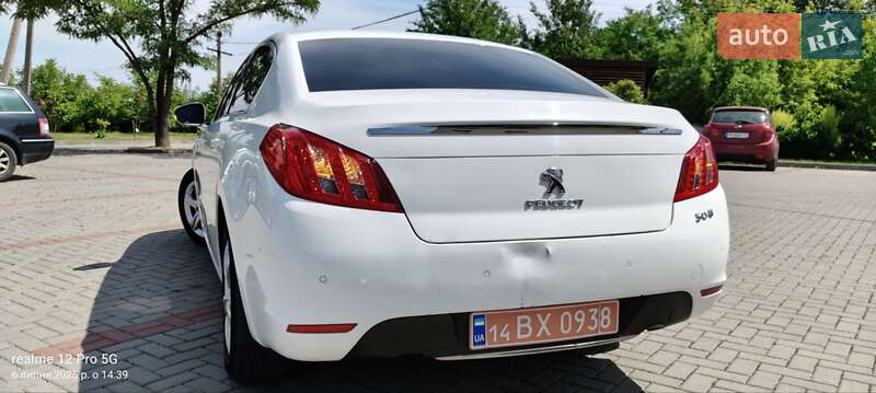 Седан Peugeot 508 2012 в Золочеві