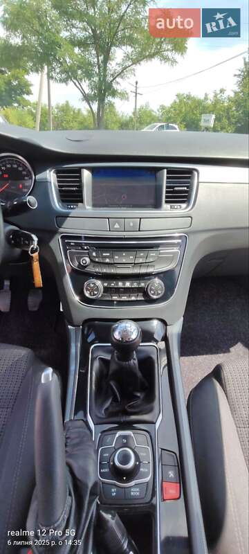 Седан Peugeot 508 2012 в Золочеві