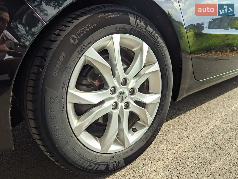 Peugeot 508 2013 VIN VF38DRHC8DL015077 фото оголошення 17 з 61