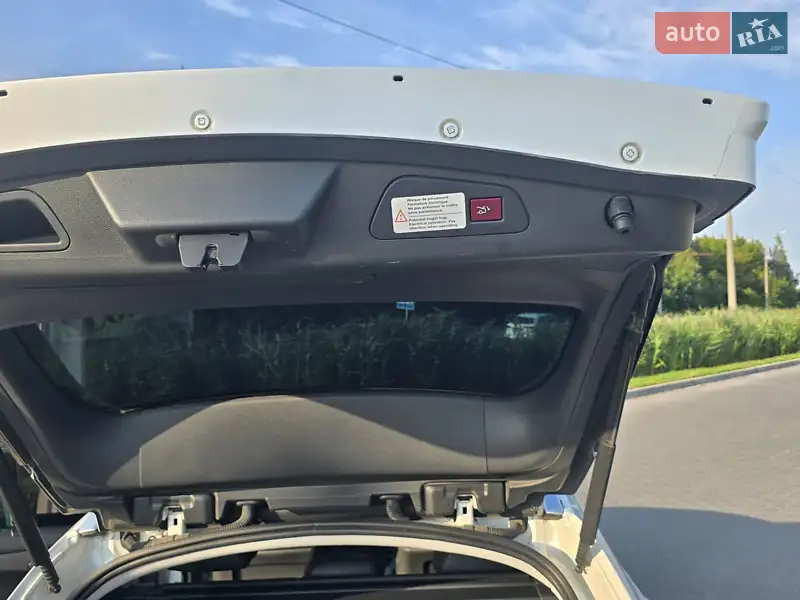Peugeot 508 2011 VIN VF38ERHHABL076171 фото оголошення 11 з 55