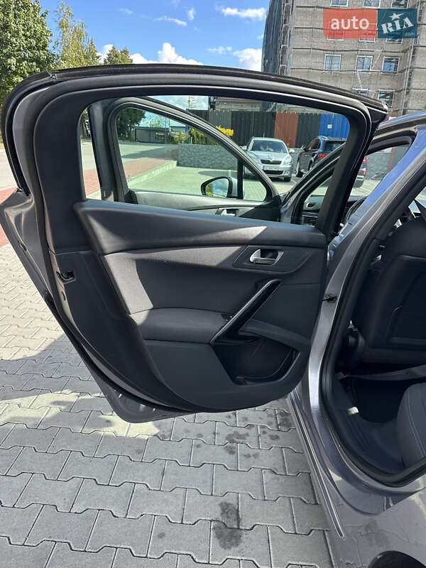 Седан Peugeot 508 2014 в Львове