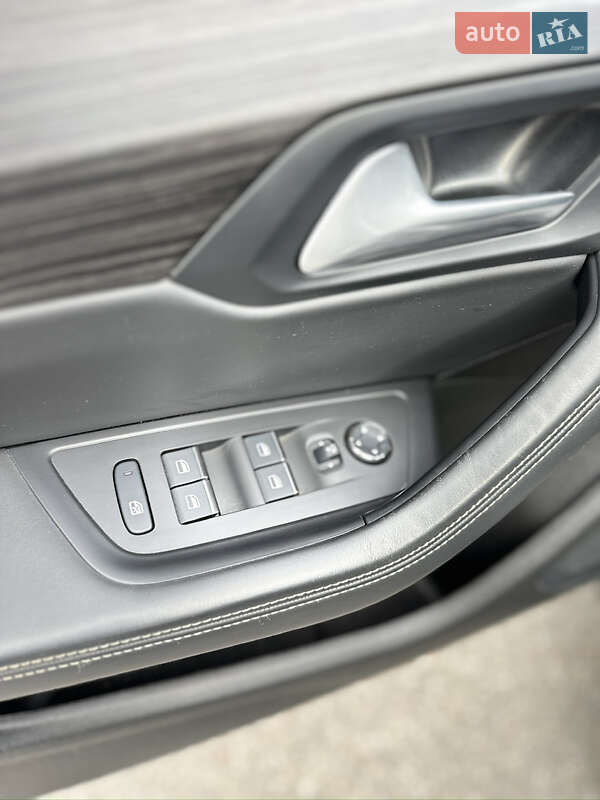 Фастбек Peugeot 508 2019 в Києві фото 25 Фастбек Peugeot 508 2019 в Києві