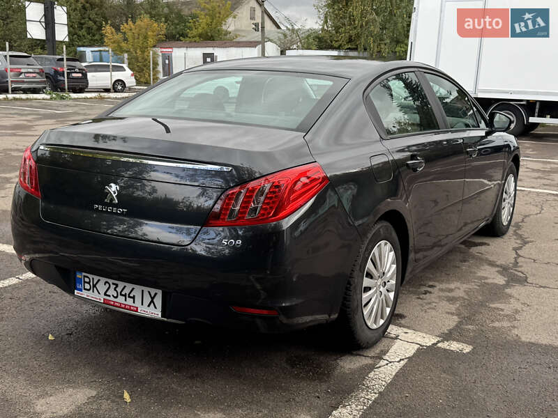 Седан Peugeot 508 2011 в Дубно