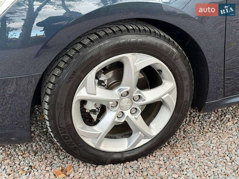 Седан Peugeot 508 2014 в Стрию