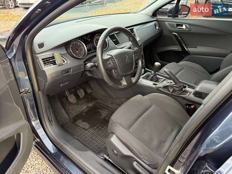 Седан Peugeot 508 2014 в Стрию