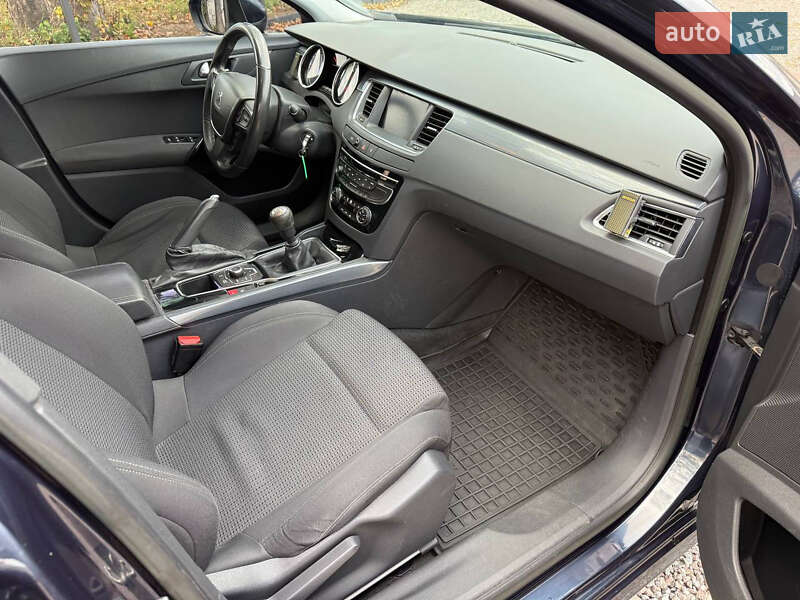 Седан Peugeot 508 2014 в Стрию