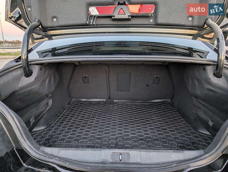 Седан Peugeot 508 2011 в Львове