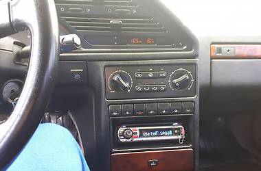 Седан Peugeot 605 1994 в 
