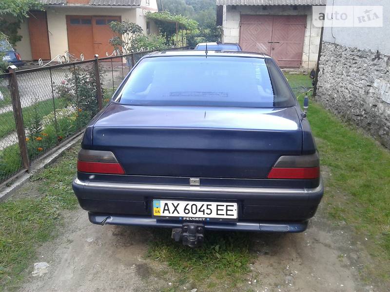 Седан Peugeot 605 1990 в Шумську