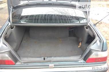 Седан Peugeot 605 1990 в 