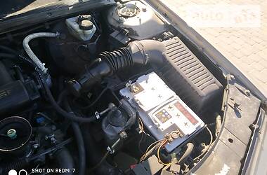 Седан Peugeot 605 1992 в 