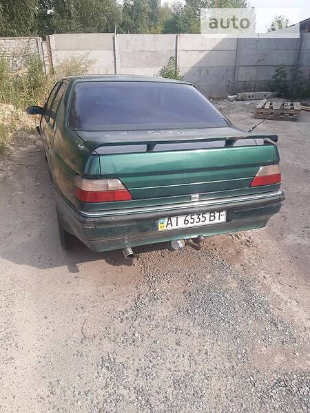 Peugeot 605