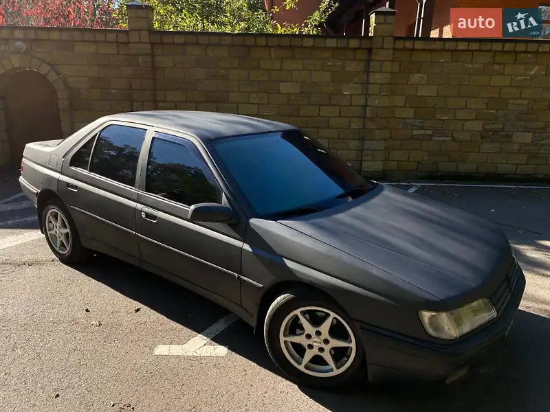 Peugeot 605 1992