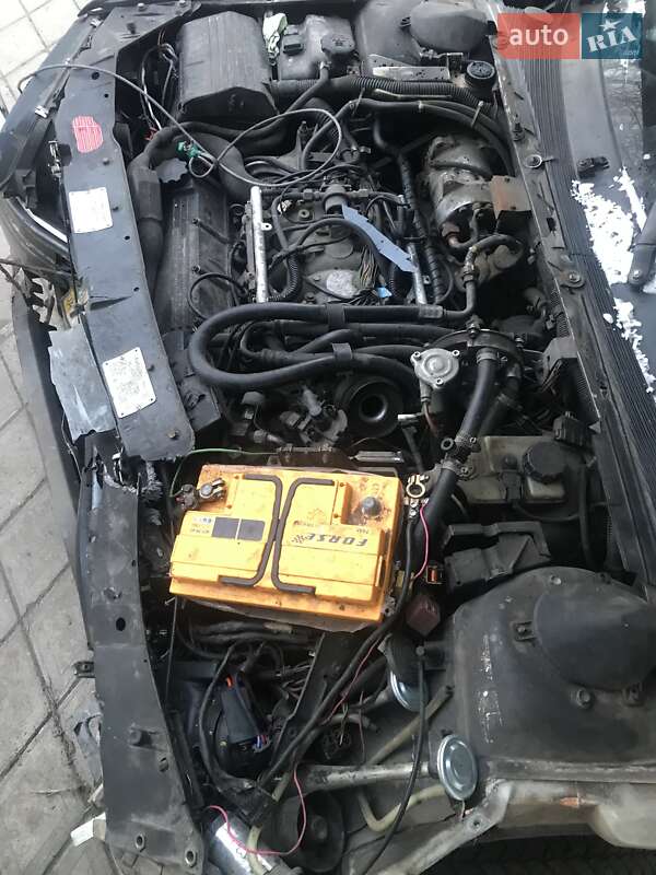 Седан Peugeot 605 1992 в Краматорске