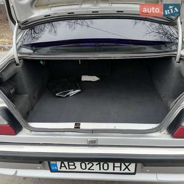 Седан Peugeot 605 1991 в Вінниці