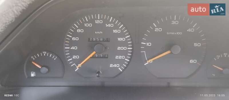 Седан Peugeot 605 1998 в Самборі