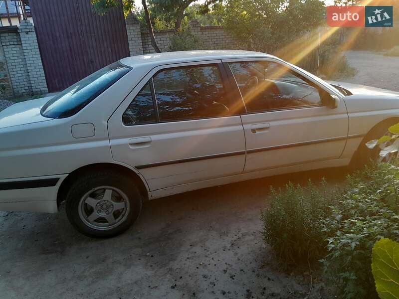 Седан Peugeot 605 1991 в Херсоні