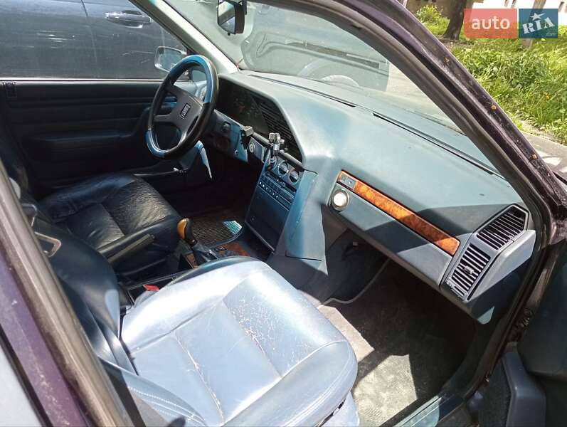 Седан Peugeot 605 1990 в Львове