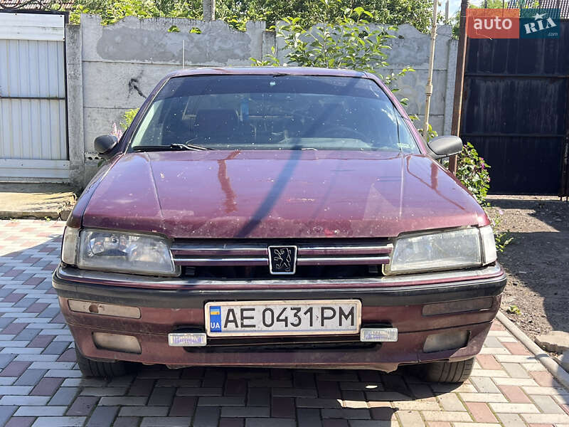 Peugeot 605 1990