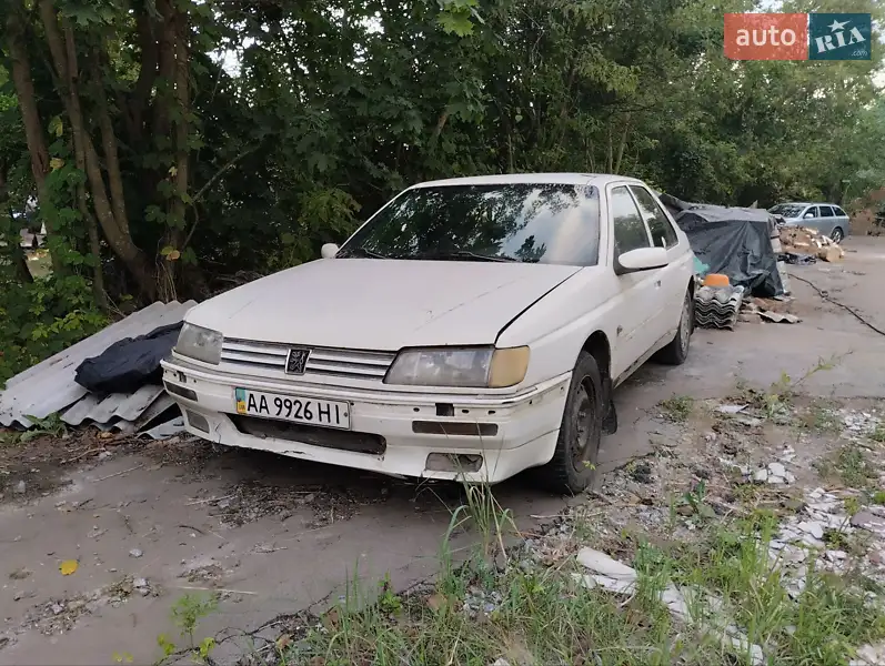 Peugeot 605 1992