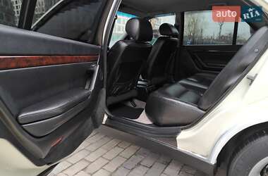 Седан Peugeot 605 1992 в 