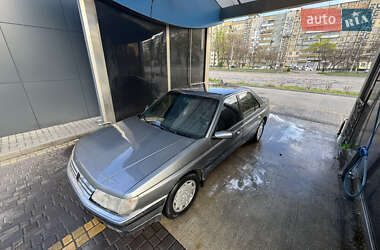 Седан Peugeot 605 1990 в 