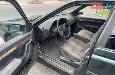 Седан Peugeot 605 1993 в 