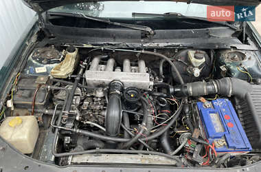 Седан Peugeot 605 1993 в 